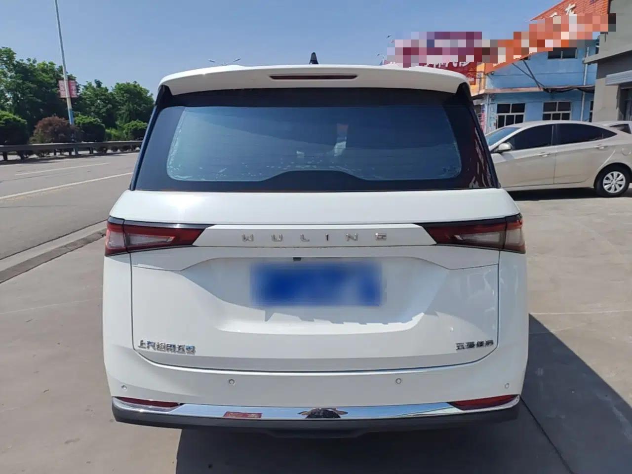 Wuling Jiachen 2022 1.5L Manual Comfort Edition — миниатюра 5