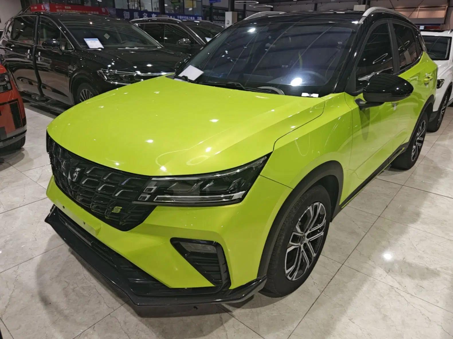 Wuling Alvez 2022 1.5T CVT Trendy & Cool Edition — миниатюра 1