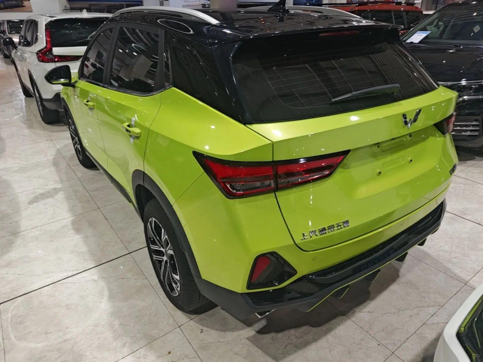 Wuling Alvez 2022 1.5T CVT Trendy & Cool Edition — миниатюра 4
