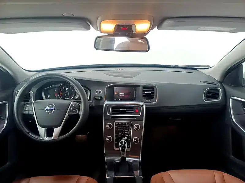 2016 Volvo S60L T5 Smart Edition — миниатюра 14