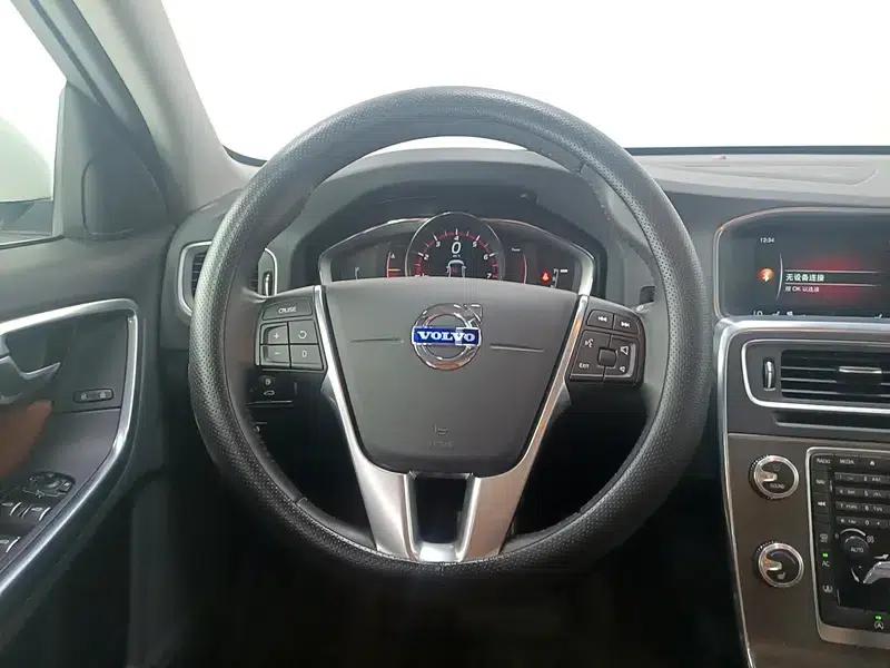 2016 Volvo S60L T5 Smart Edition — миниатюра 16