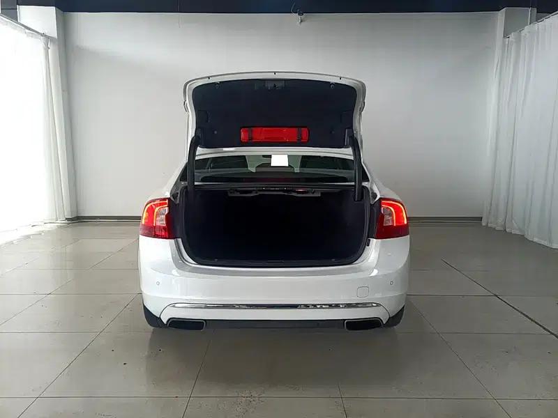 2016 Volvo S60L T5 Smart Edition — миниатюра 20