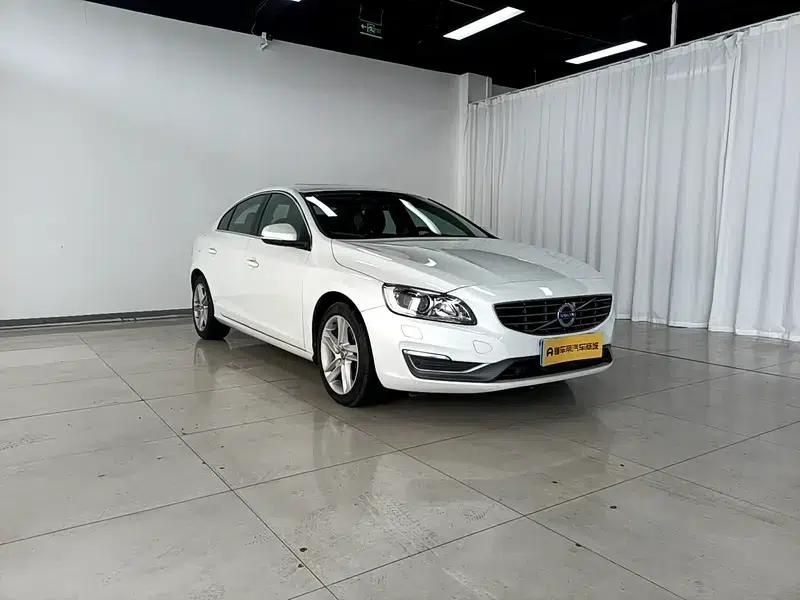 2016 Volvo S60L T5 Smart Edition — миниатюра 3