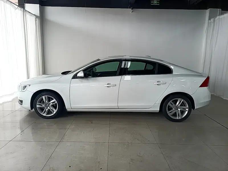 2016 Volvo S60L T5 Smart Edition — миниатюра 4