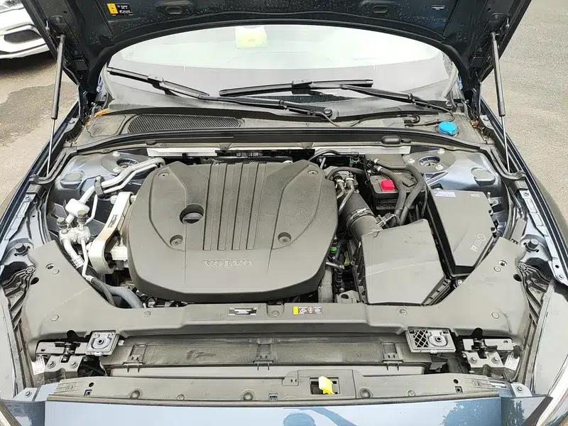 2025 Volvo S60 B4 Smart Luxury Edition — миниатюра 19