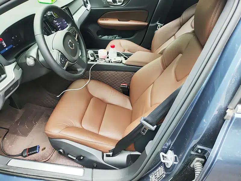 2025 Volvo S60 B4 Smart Luxury Edition — миниатюра 7