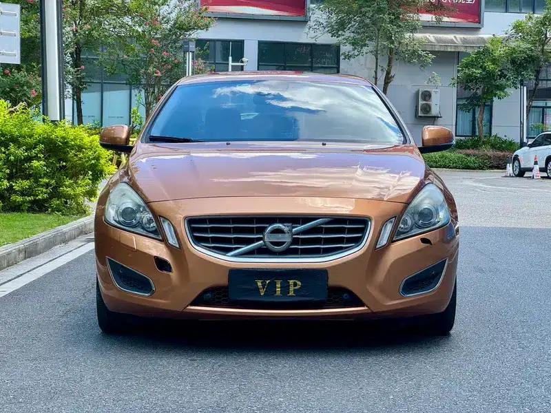 2013 Volvo S60 (Imported) T5 Smart Edition — миниатюра 2