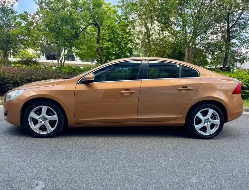 2013 Volvo S60 (Imported) T5 Smart Edition — миниатюра 3
