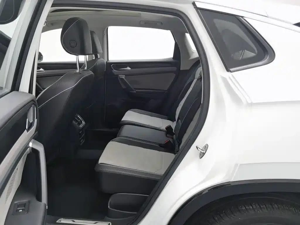 Tayron X 2023 330TSI 2WD Premium High-Performance Edition — миниатюра 15