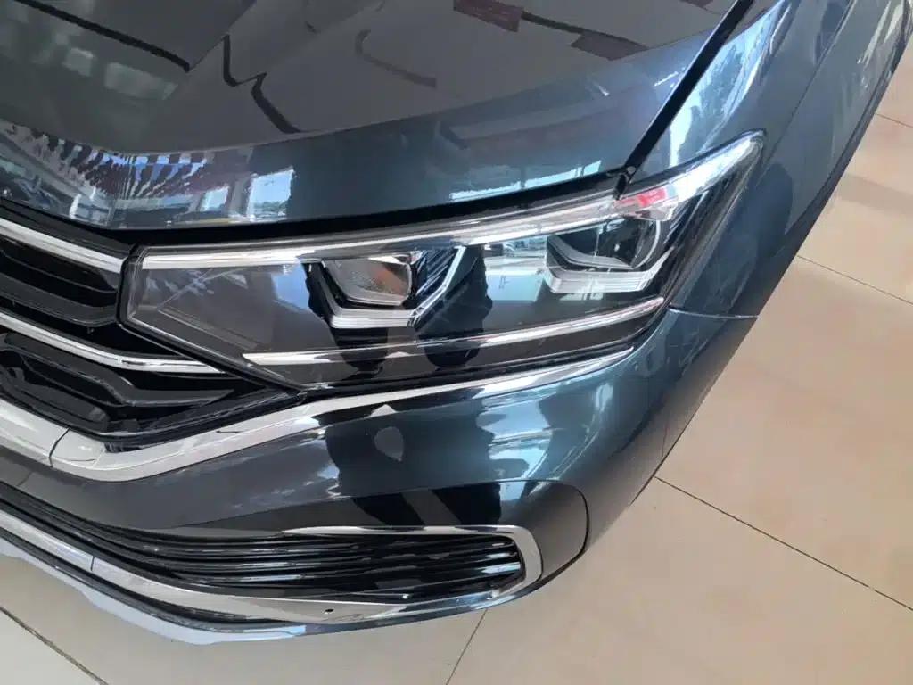 Tayron X 2020 330TSI 2WD Premium Intelligent Edition — миниатюра 24