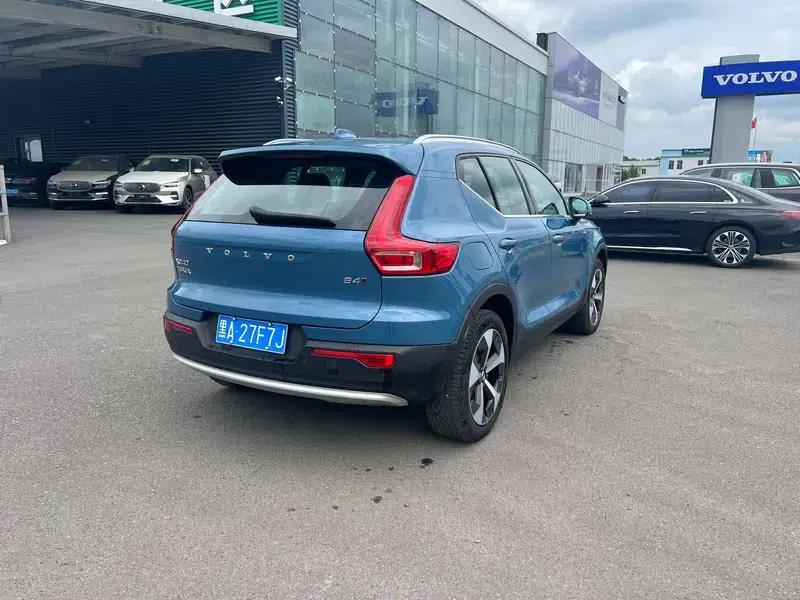 2024 Volvo XC40 B4 AWD Inscription Sport Edition — миниатюра 6