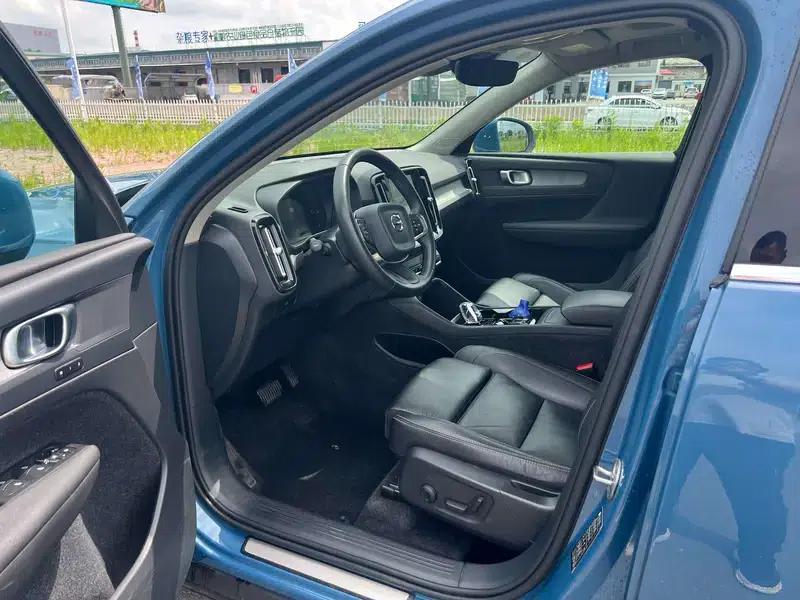 2024 Volvo XC40 B4 AWD Inscription Sport Edition — миниатюра 10