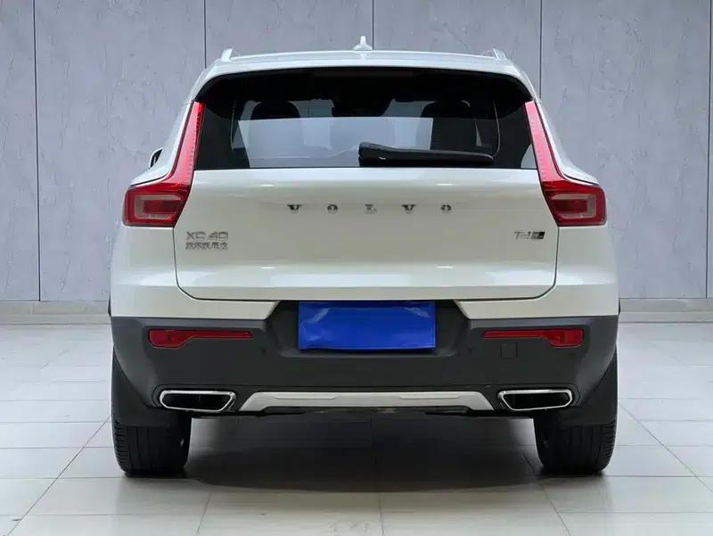 2020 Volvo XC40 T4 AWD Inscription Luxury Edition — миниатюра 5
