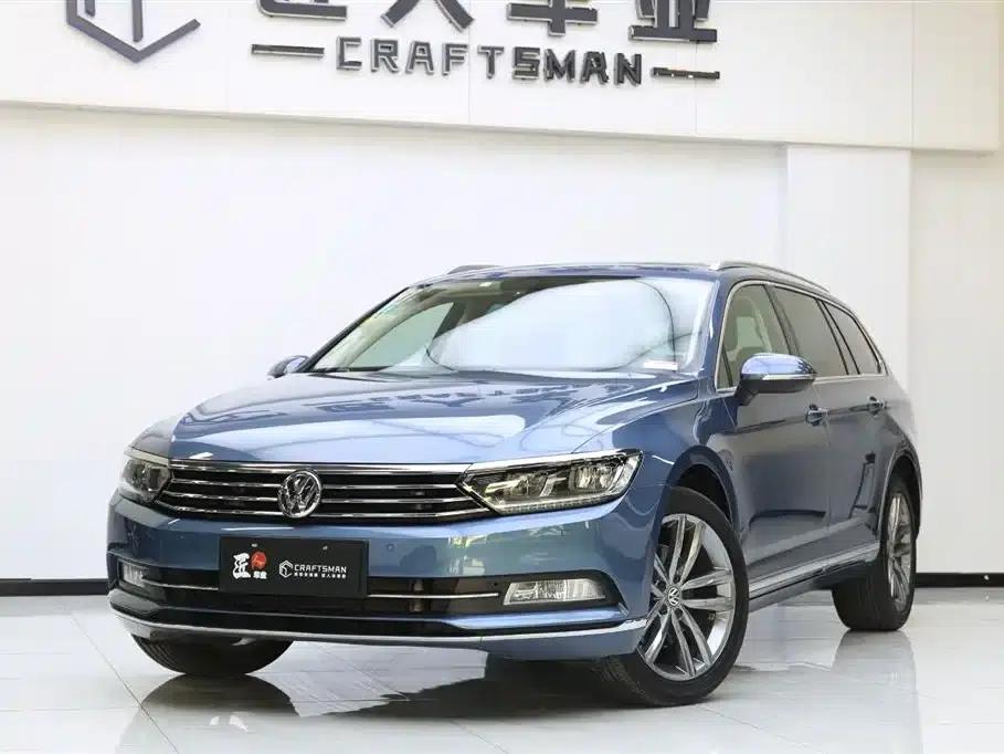 Passat Variant 2018 380TSI 2WD Comfortline — миниатюра 2