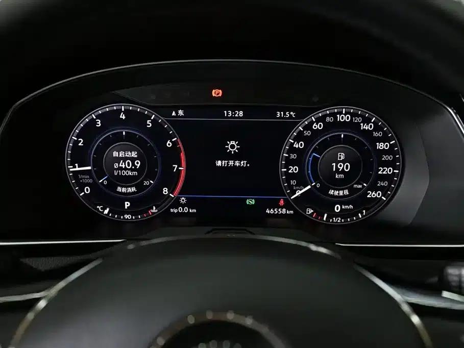 Passat Variant 2018 380TSI 2WD Comfortline — миниатюра 13