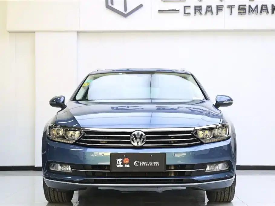 Passat Variant 2018 380TSI 2WD Comfortline — миниатюра 18