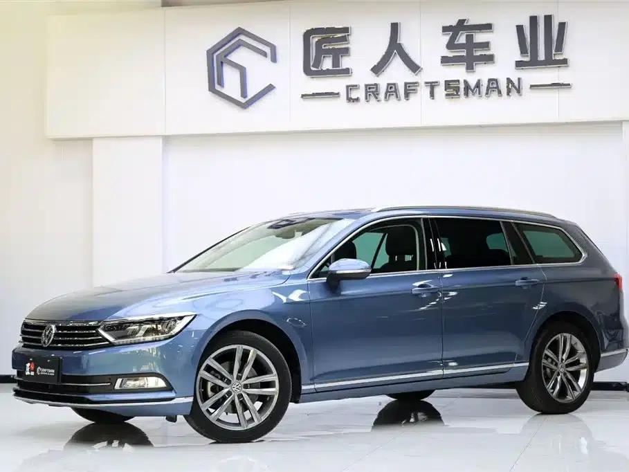 Passat Variant 2018 380TSI 2WD Comfortline — миниатюра 3