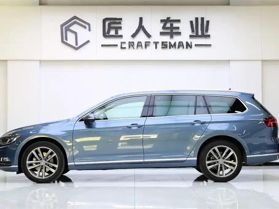 Passat Variant 2018 380TSI 2WD Comfortline — миниатюра 4