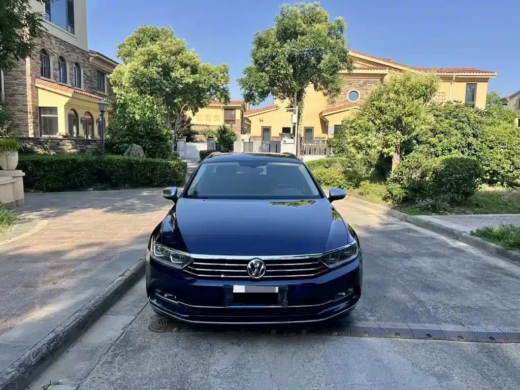 Passat Variant 2018 380TSI 2WD Comfortline — миниатюра 2