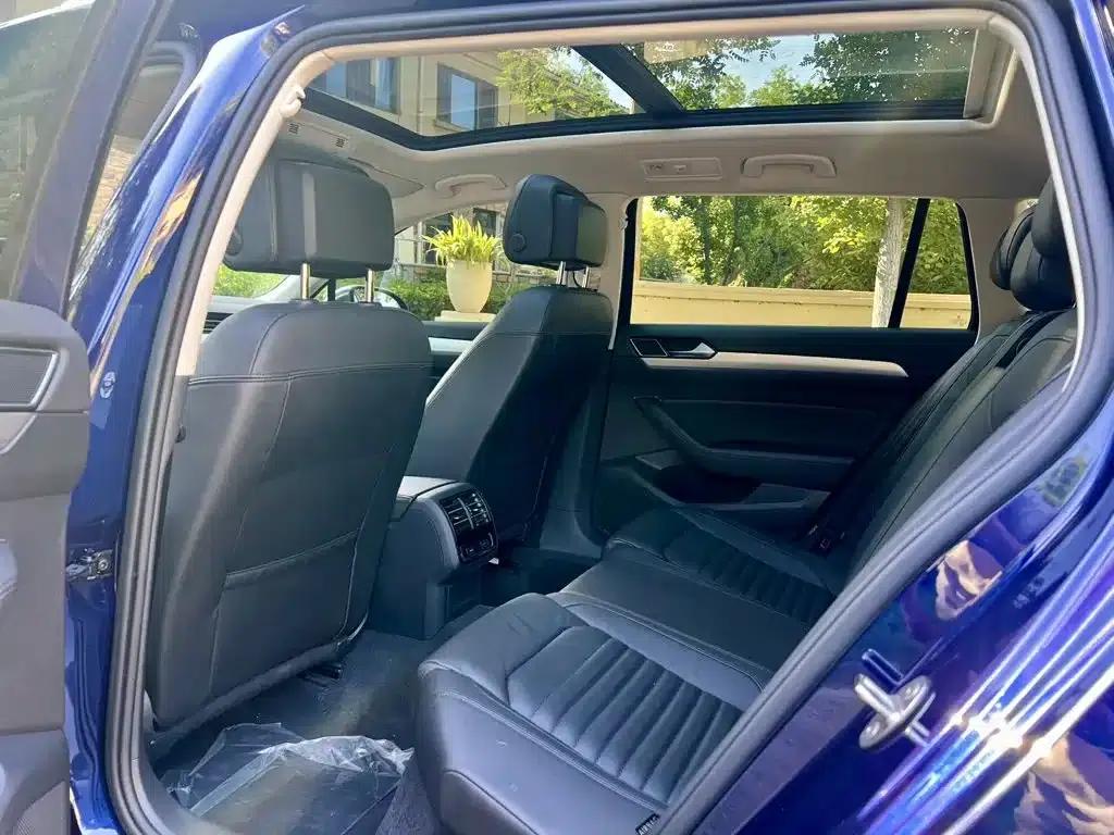 Passat Variant 2018 380TSI 2WD Comfortline — миниатюра 6