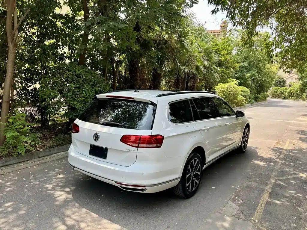 Passat Variant 2018 380TSI 2WD Comfortline — миниатюра 16