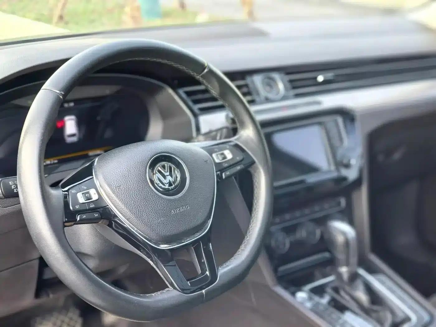 Passat Variant 2017 380TSI 2WD Comfortline — миниатюра 11