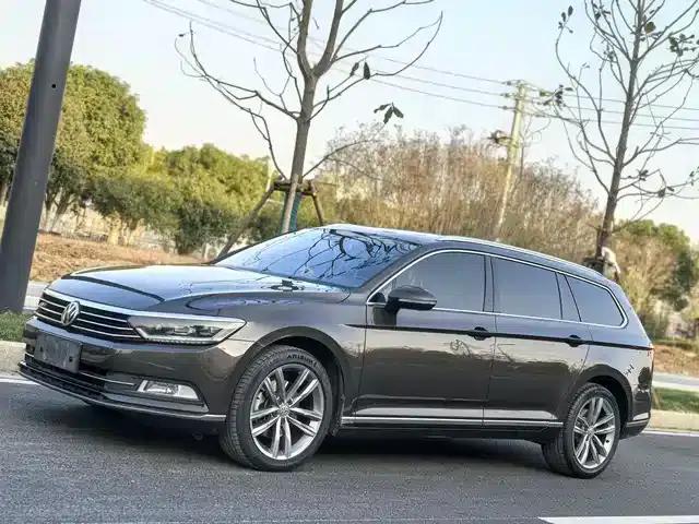 Passat Variant 2017 380TSI 2WD Comfortline