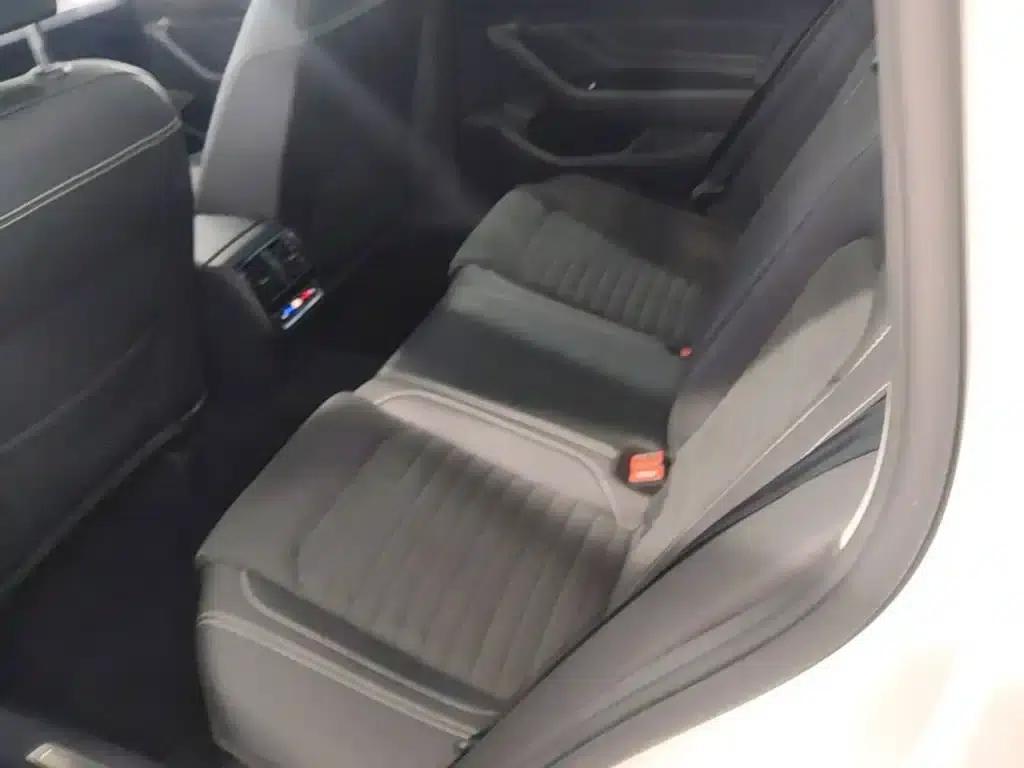 Passat Variant 2021 2.0T Comfortline — миниатюра 17