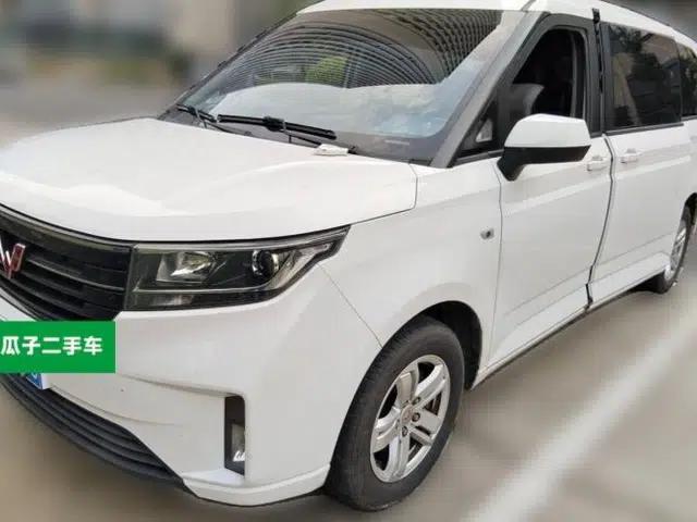 Wuling Zhengcheng 2021 1.5T Manual Luxury Version