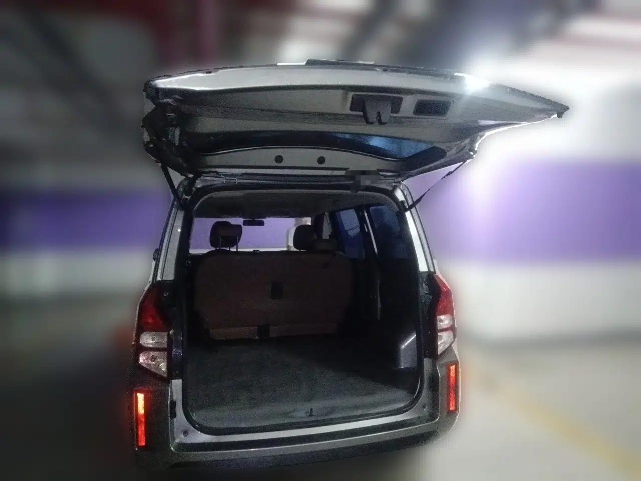 Wuling Hongguang PLUS 2020 1.5L Manual Standard Edition 5 Seats — миниатюра 19