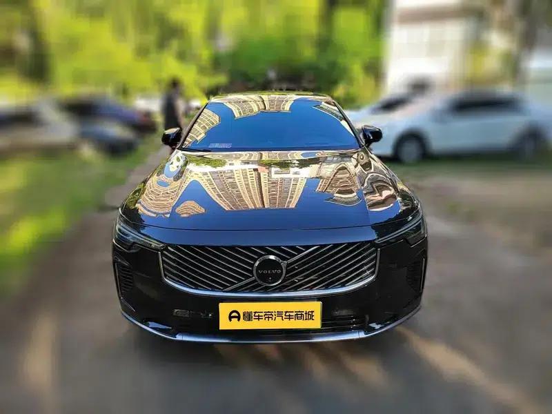 2026 Volvo S90 PHEV T8 AWD Long Range Smart Luxury Edition — миниатюра 2