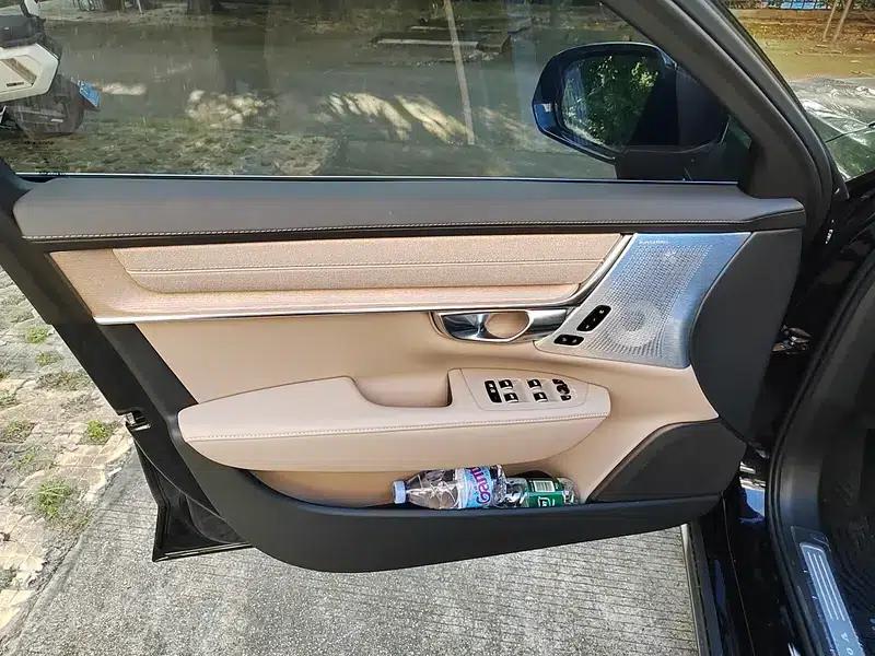 2026 Volvo S90 PHEV T8 AWD Long Range Smart Luxury Edition — миниатюра 16