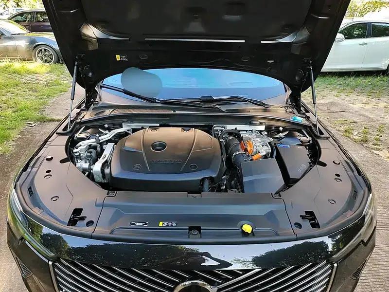 2026 Volvo S90 PHEV T8 AWD Long Range Smart Luxury Edition — миниатюра 19