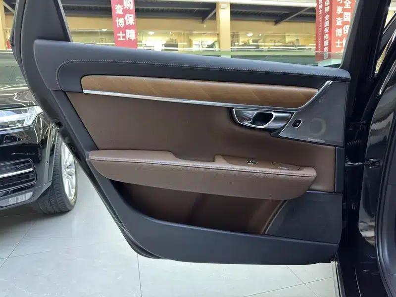 Volvo S90 PHEV 2019 T8 E-Drive Hybrid Smart Edition (National V Emission Standard) — миниатюра 6