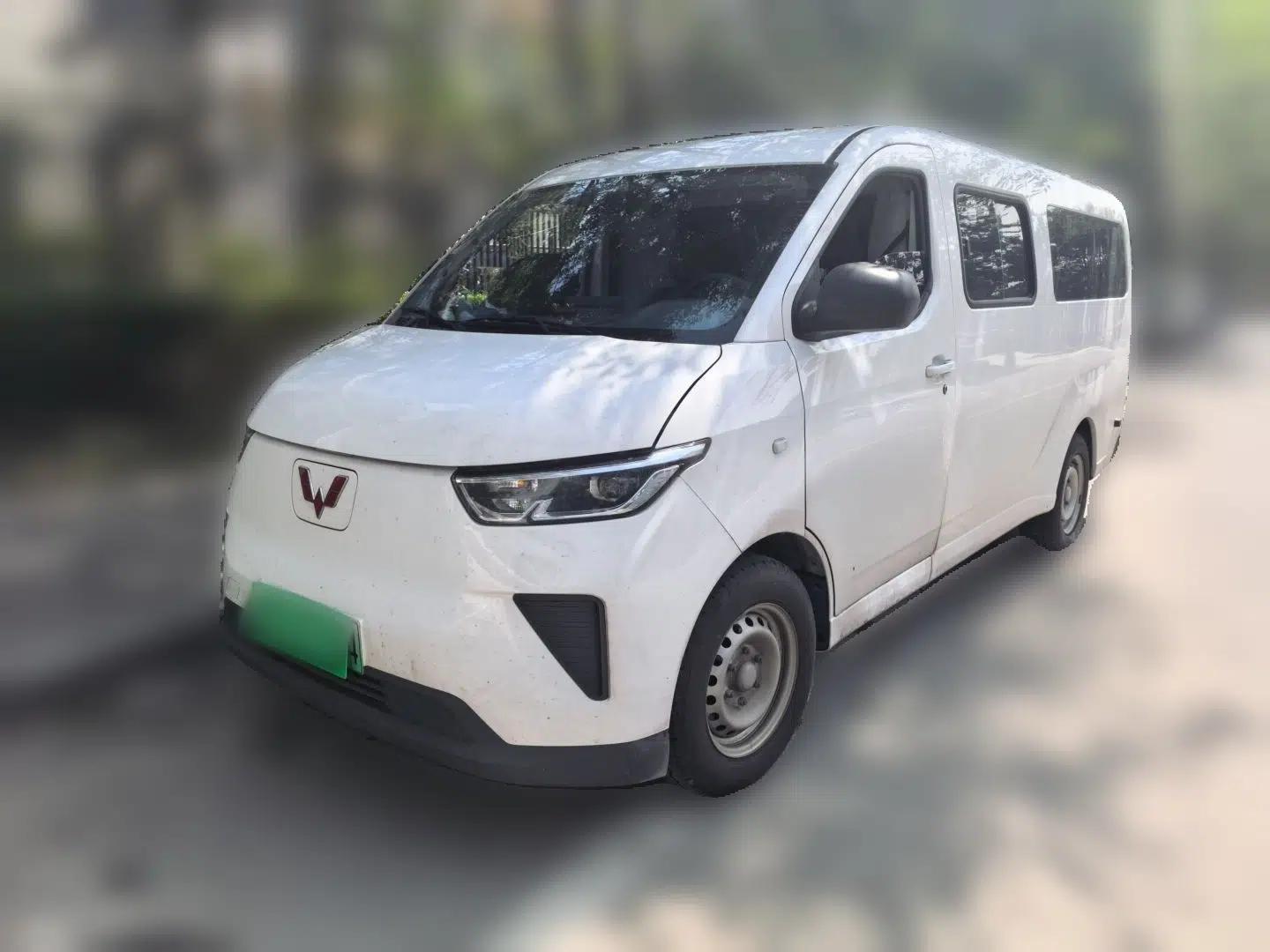 Wuling Yangguang 2026 Model, 440km Bus Comfort Edition, 6 Seats — миниатюра 1