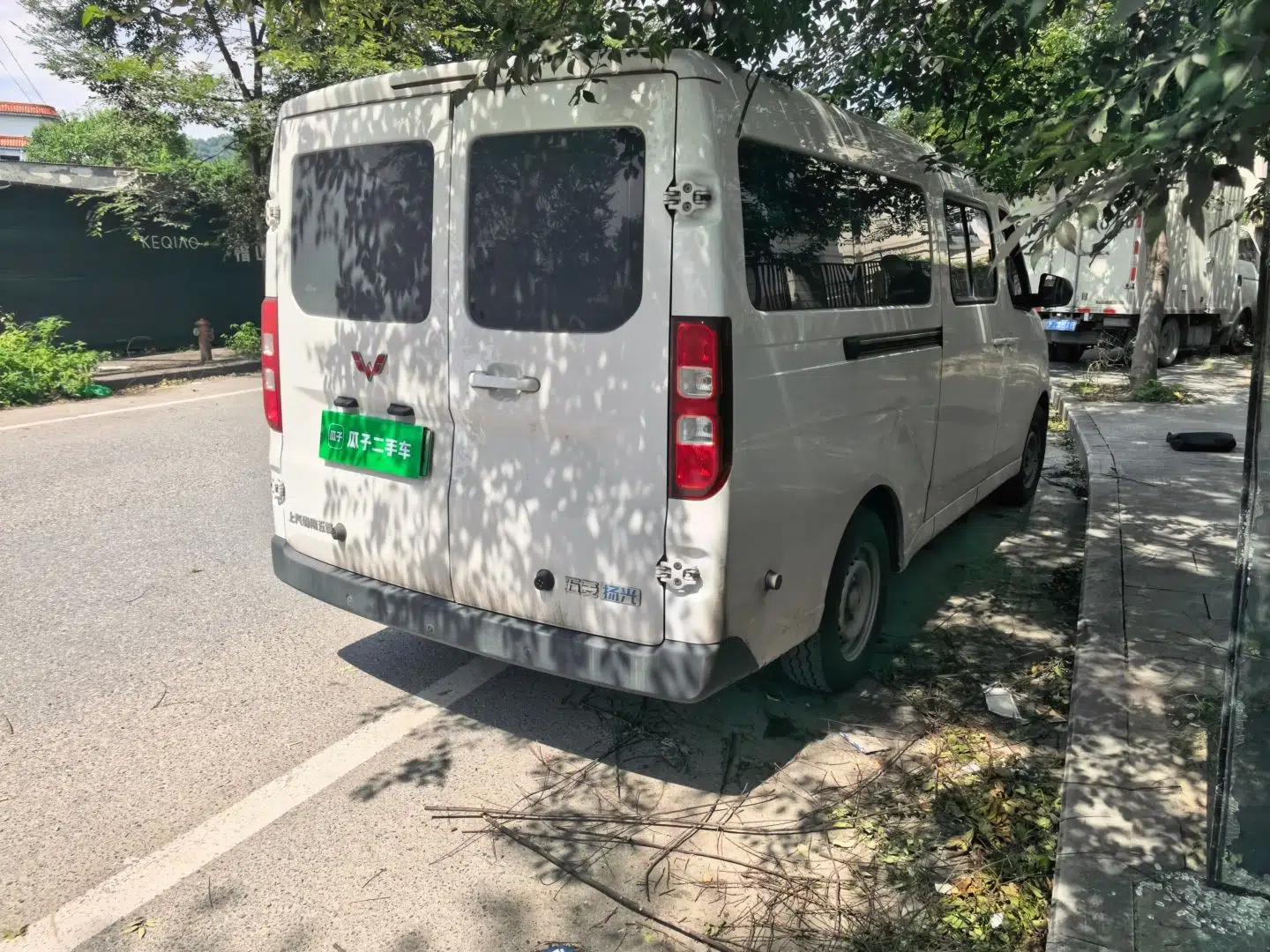 Wuling Yangguang 2026 Model, 440km Bus Comfort Edition, 6 Seats — миниатюра 4