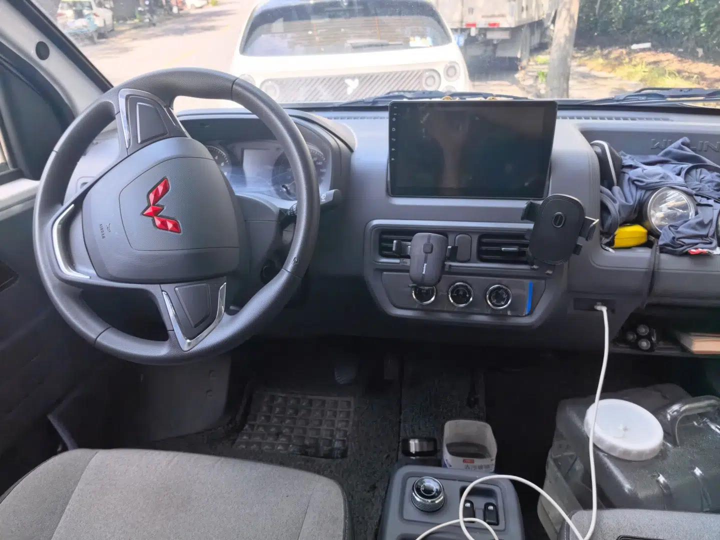 Wuling Yangguang 2026 Model, 440km Bus Comfort Edition, 6 Seats — миниатюра 6