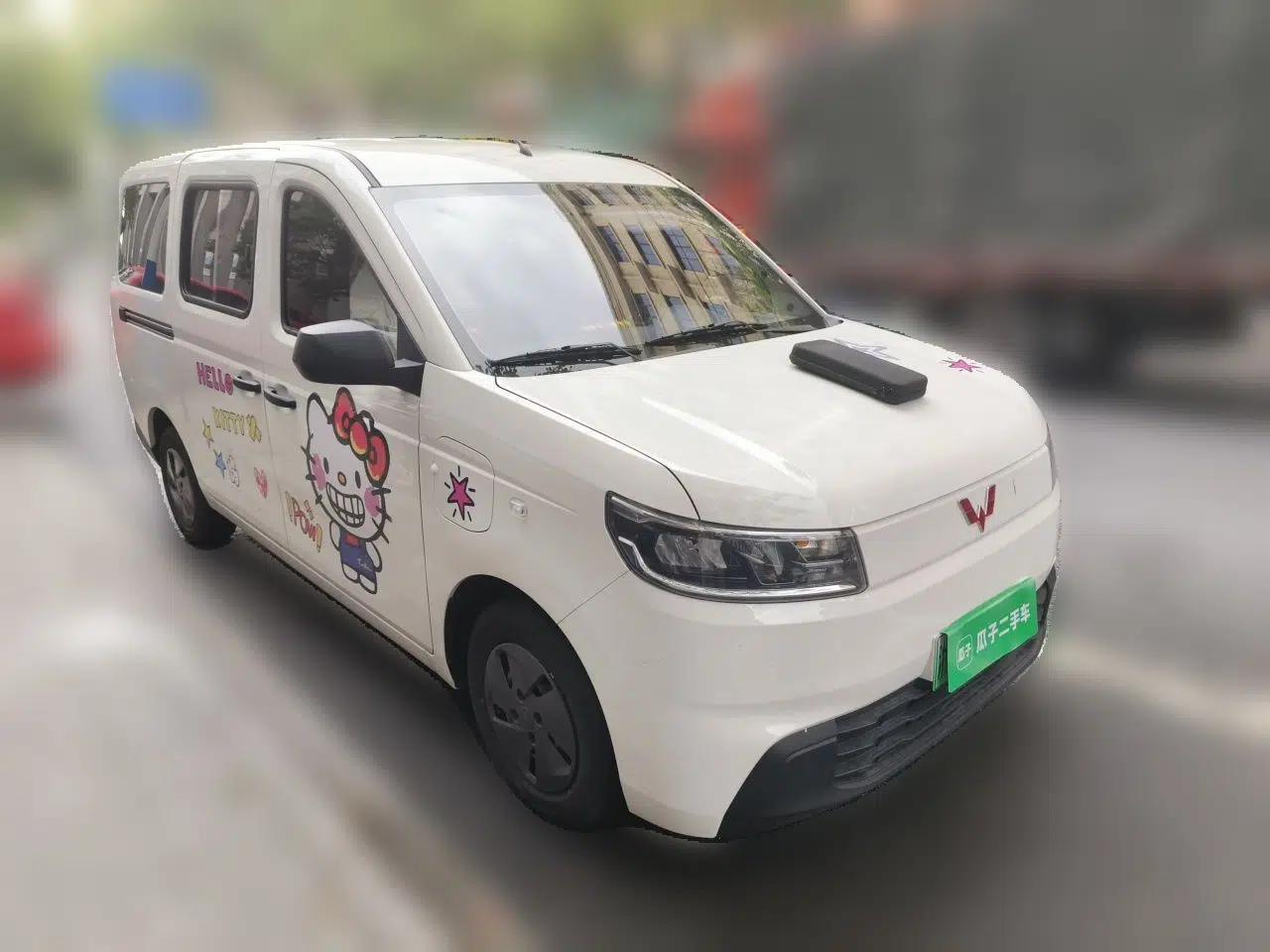 Wuling Rongguang EV 2026 Model 310km Standard Bus Version — миниатюра 3