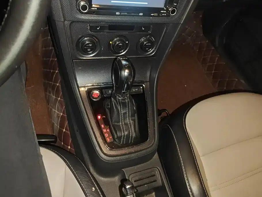 Volkswagen Lavida Cross 2014 1.4TSI DSG — миниатюра 16