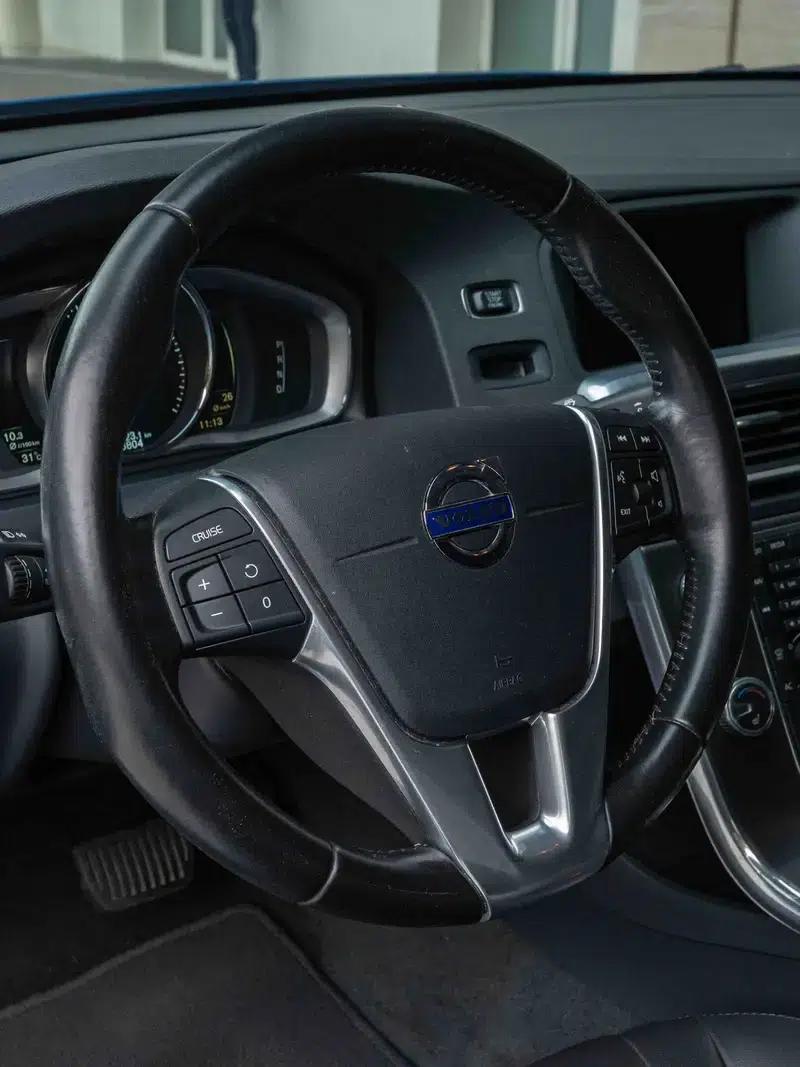 2016 Volvo V60 T5 Smart Edition — миниатюра 15
