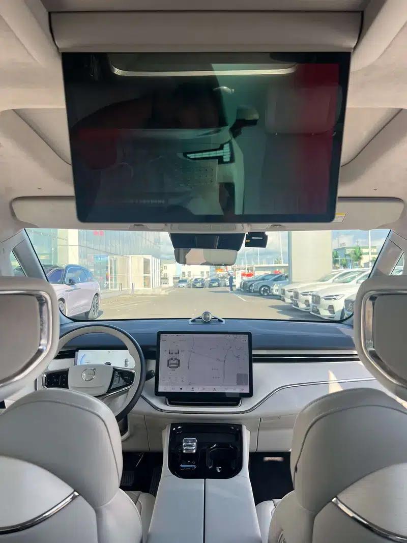 Volvo EM90 2025 Ultra 6-seater — миниатюра 14