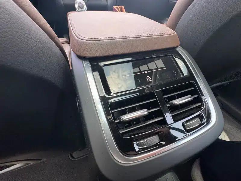 2021 Volvo XC90 PHEV E-Drive Hybrid T8 Inscription Luxury Edition (7-seater) — миниатюра 7