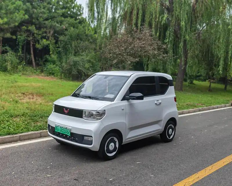 Wuling Hongguang MINIEV 2022 Macaron Fashion Edition Lithium Iron Phosphate — миниатюра 1
