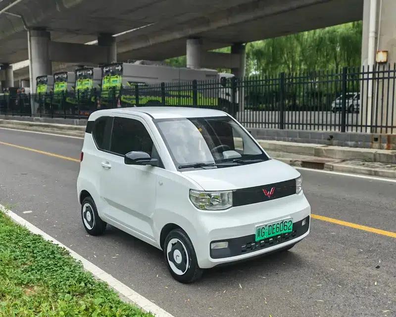 Wuling Hongguang MINIEV 2022 Macaron Fashion Edition Lithium Iron Phosphate — миниатюра 3