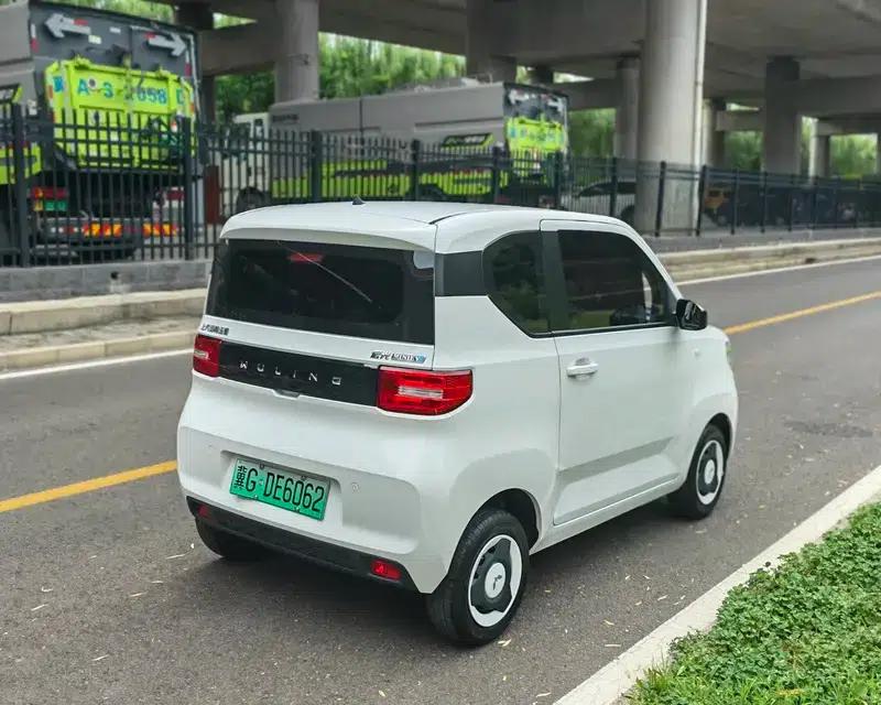 Wuling Hongguang MINIEV 2022 Macaron Fashion Edition Lithium Iron Phosphate — миниатюра 7