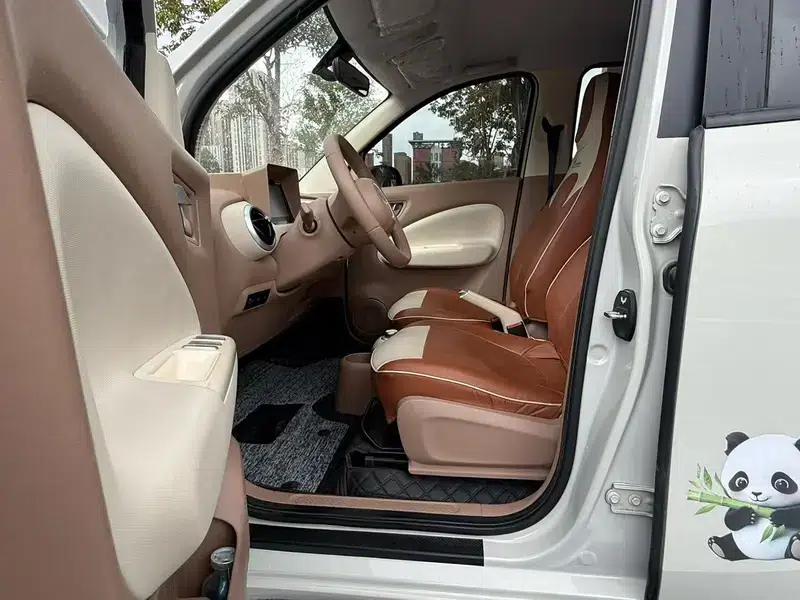 Wuling Hongguang MINIEV 2025 Model, 205km/h, Lithium Iron Phosphate, Four-Door Advanced Version — миниатюра 8