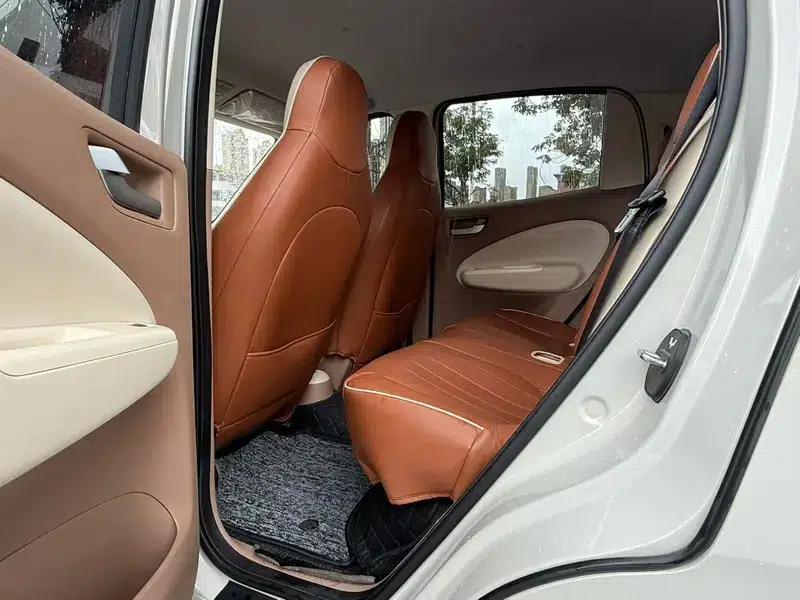Wuling Hongguang MINIEV 2025 Model, 205km/h, Lithium Iron Phosphate, Four-Door Advanced Version — миниатюра 9
