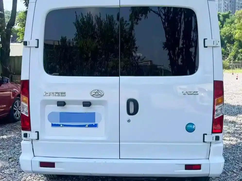 Xintu V80 2023 2.0T PLUS Manual City Edition Short Wheelbase Ultra-Low Roof 7/8/9 Seats — миниатюра 3