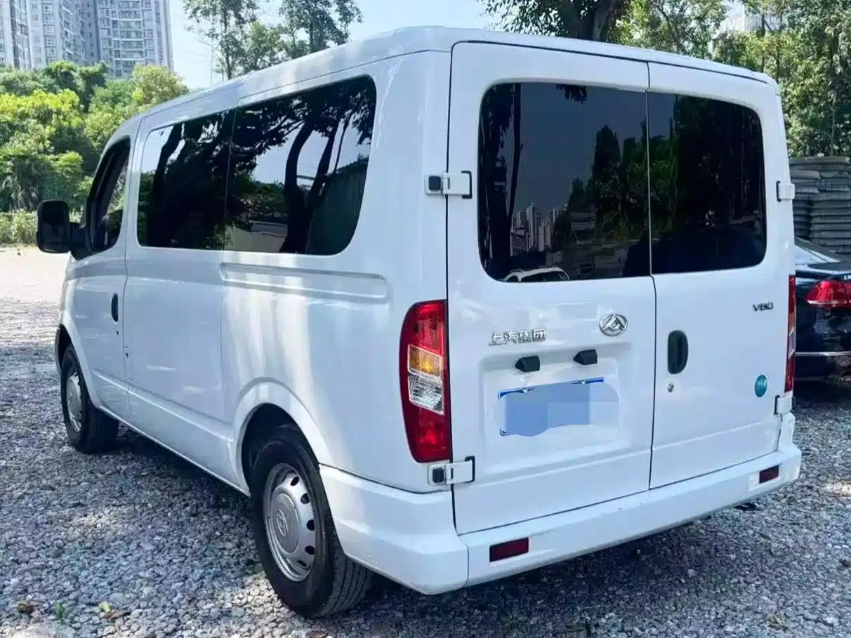 Xintu V80 2023 2.0T PLUS Manual City Edition Short Wheelbase Ultra-Low Roof 7/8/9 Seats — миниатюра 5