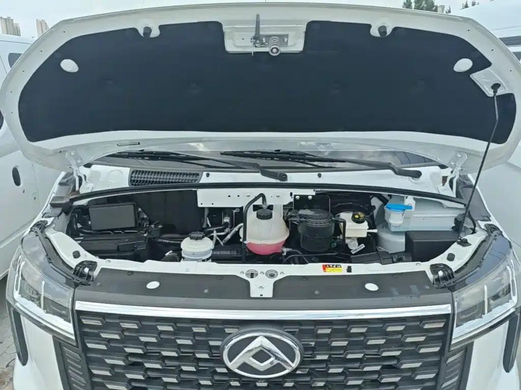 Xintu V80 2025 PRO Aoyuntong 2.0T Automatic Long Wheelbase Mid-Roof 6/7/8/9 Seats — миниатюра 20